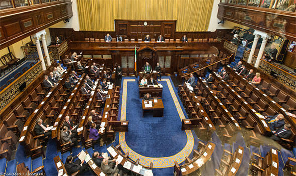 irlanda parlamento